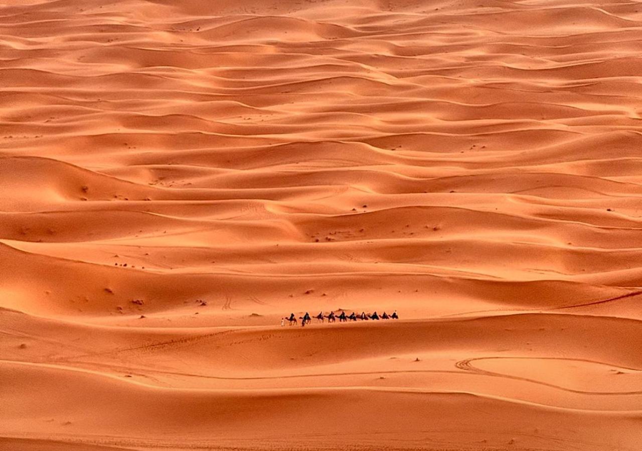 Merzouga Delightful Camp Hotel Екстериор снимка